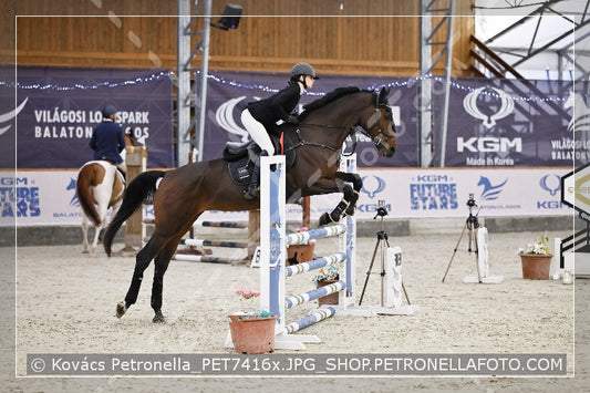 A kép az eredeti csökkentett reprezentációja