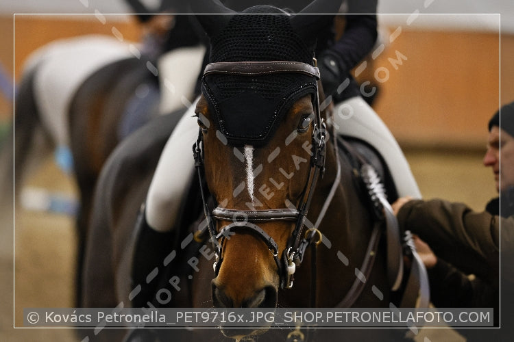 A kép az eredeti csökkentett reprezentációja