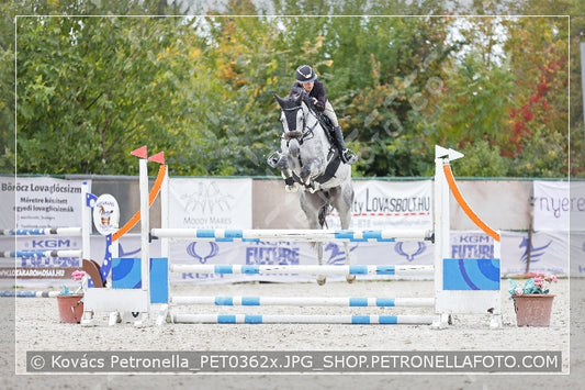 A kép az eredeti csökkentett reprezentációja