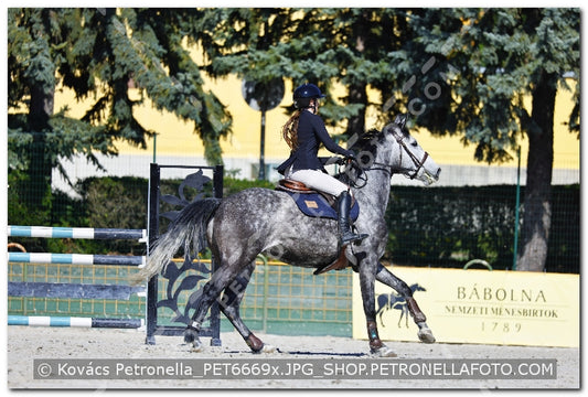 A kép az eredeti csökkentett reprezentációja