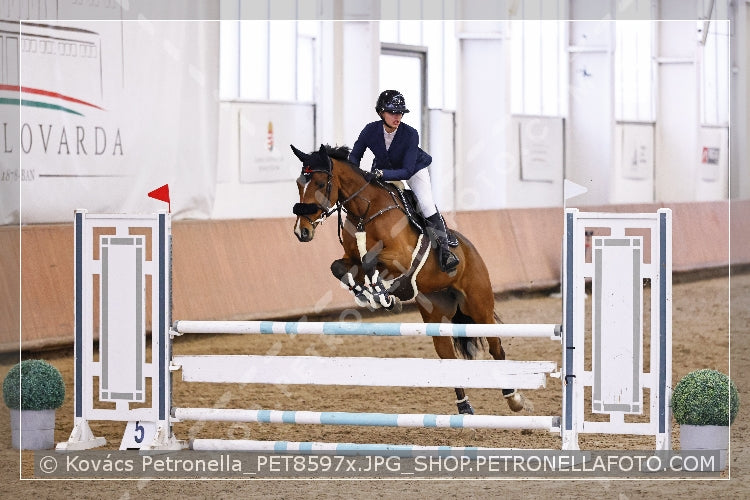 A kép az eredeti csökkentett reprezentációja