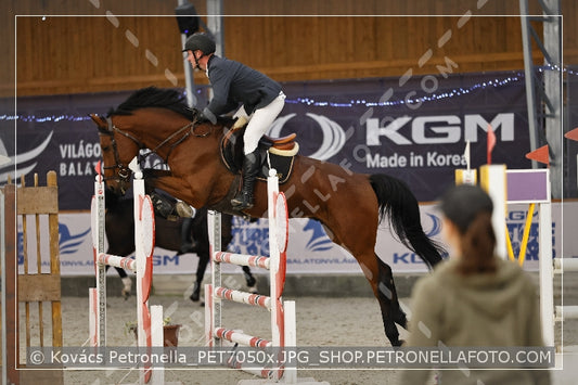 A kép az eredeti csökkentett reprezentációja