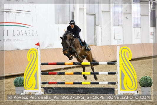 A kép az eredeti csökkentett reprezentációja