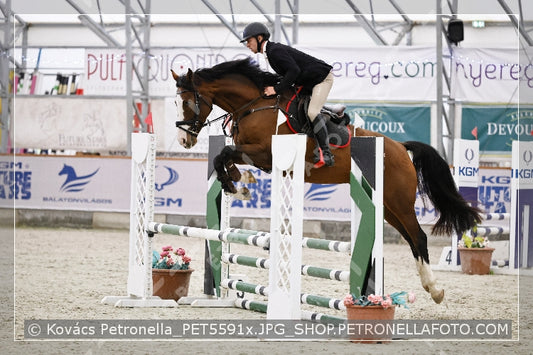 A kép az eredeti csökkentett reprezentációja