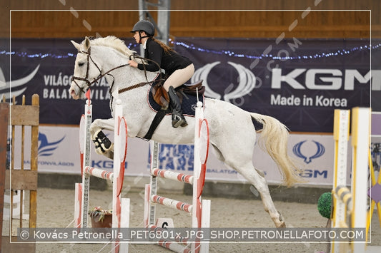 A kép az eredeti csökkentett reprezentációja