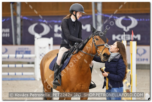 A kép az eredeti csökkentett reprezentációja
