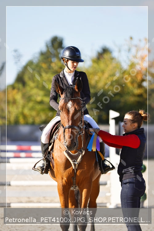 A kép az eredeti csökkentett reprezentációja