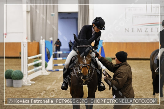 A kép az eredeti csökkentett reprezentációja