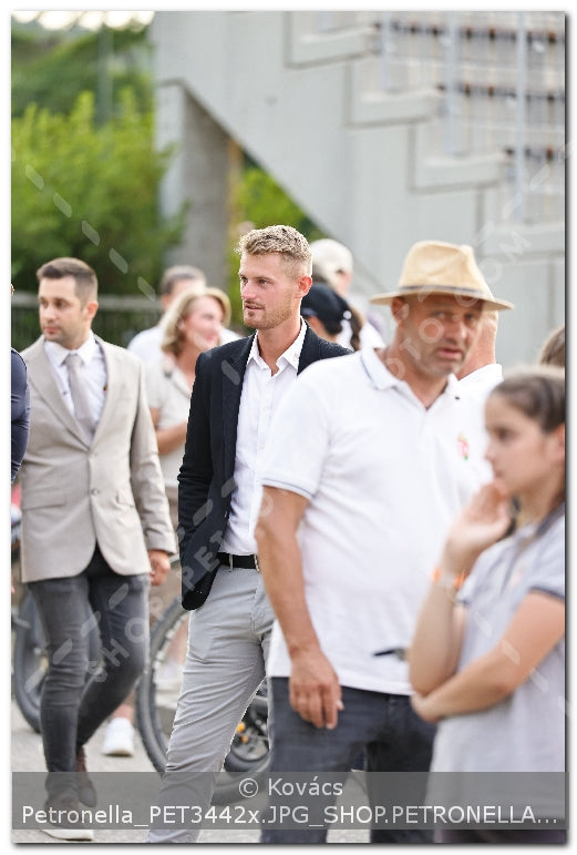 A kép az eredeti csökkentett reprezentációja
