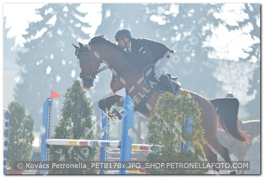 A kép az eredeti csökkentett reprezentációja