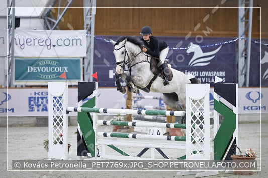 A kép az eredeti csökkentett reprezentációja