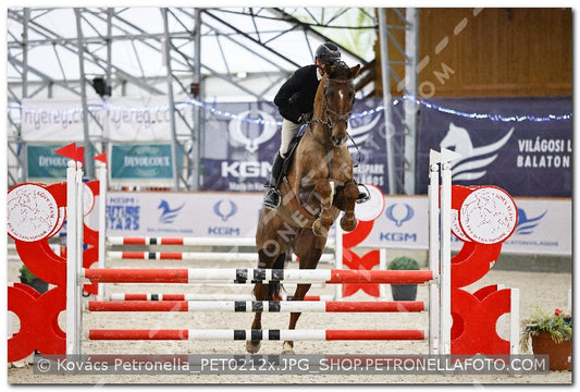 A kép az eredeti csökkentett reprezentációja