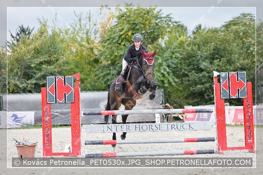 A kép az eredeti csökkentett reprezentációja