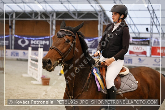 A kép az eredeti csökkentett reprezentációja