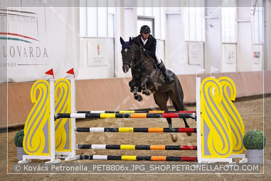 A kép az eredeti csökkentett reprezentációja