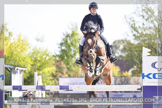 A kép az eredeti csökkentett reprezentációja