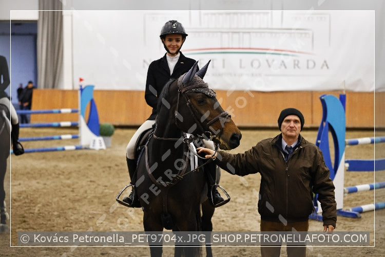 A kép az eredeti csökkentett reprezentációja