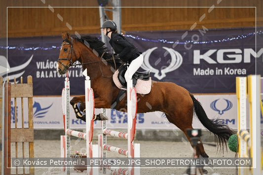 A kép az eredeti csökkentett reprezentációja