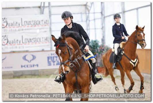 A kép az eredeti csökkentett reprezentációja