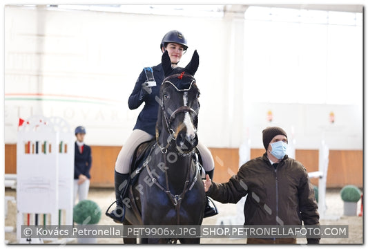 A kép az eredeti csökkentett reprezentációja