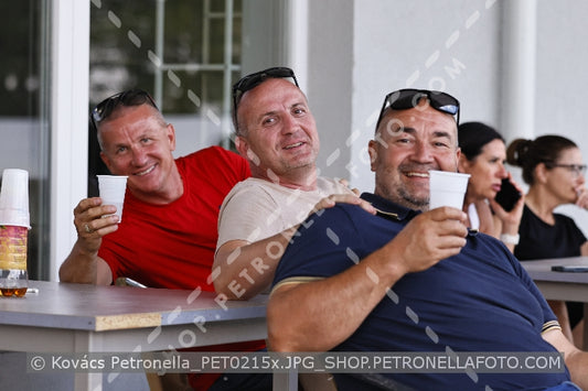 A kép az eredeti csökkentett reprezentációja