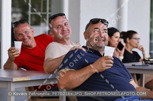 A kép az eredeti csökkentett reprezentációja