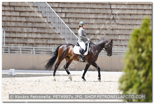 A kép az eredeti csökkentett reprezentációja