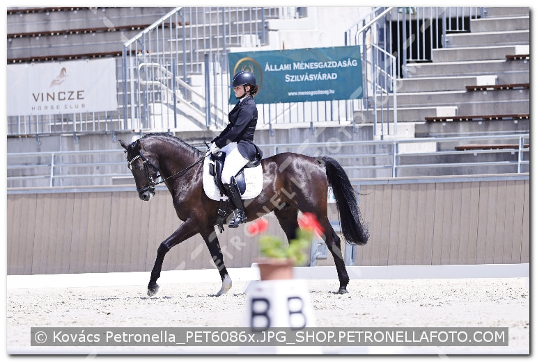 A kép az eredeti csökkentett reprezentációja