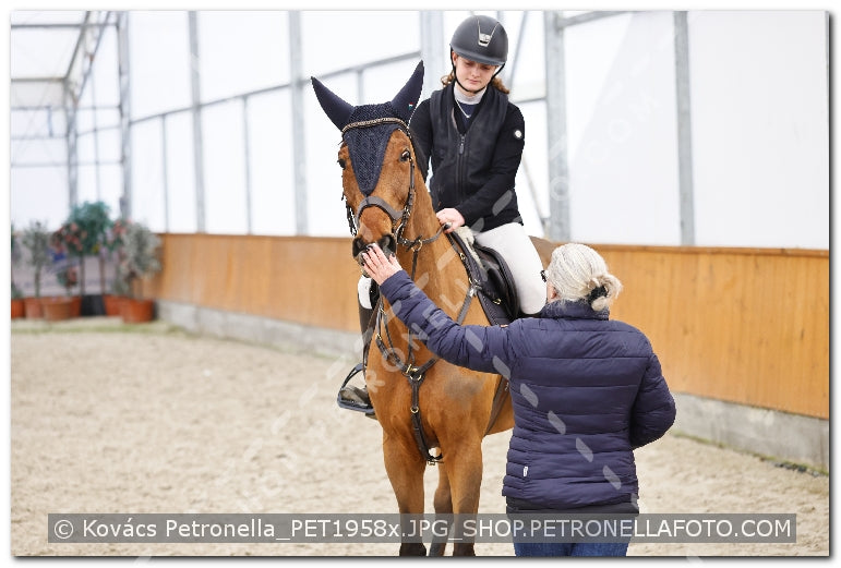 A kép az eredeti csökkentett reprezentációja