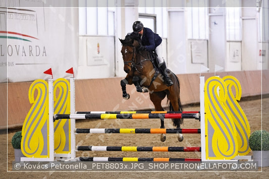 A kép az eredeti csökkentett reprezentációja