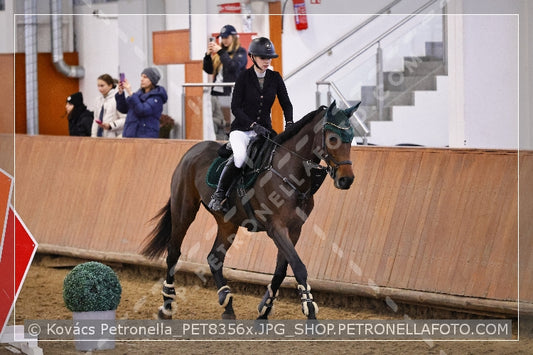 A kép az eredeti csökkentett reprezentációja