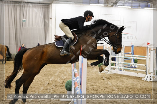 A kép az eredeti csökkentett reprezentációja