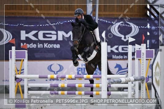 A kép az eredeti csökkentett reprezentációja