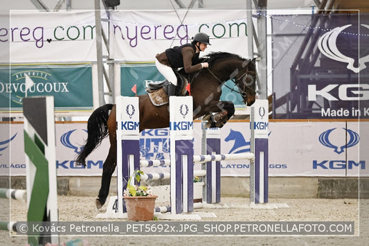 A kép az eredeti csökkentett reprezentációja