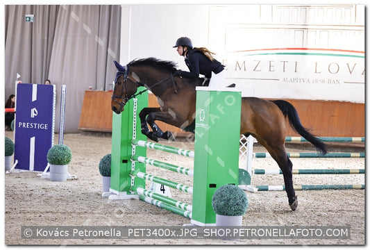 A kép az eredeti csökkentett reprezentációja