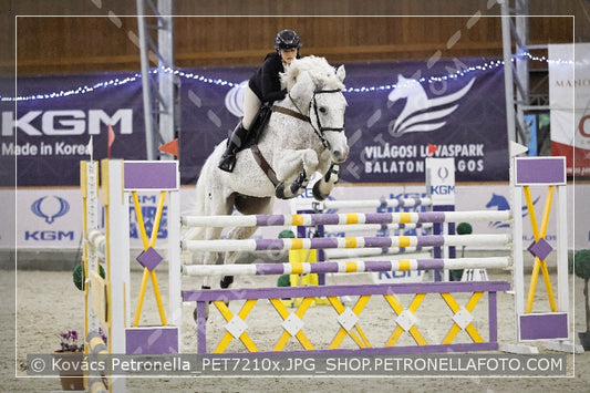 A kép az eredeti csökkentett reprezentációja
