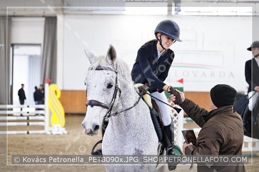 A kép az eredeti csökkentett reprezentációja