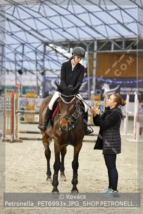 A kép az eredeti csökkentett reprezentációja