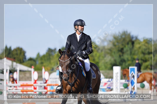 A kép az eredeti csökkentett reprezentációja