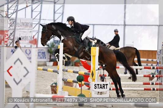 A kép az eredeti csökkentett reprezentációja