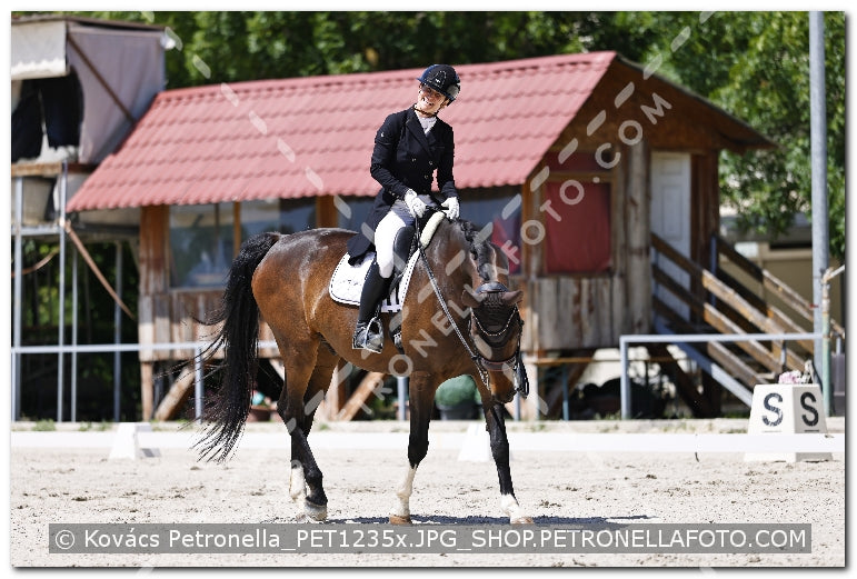 A kép az eredeti csökkentett reprezentációja