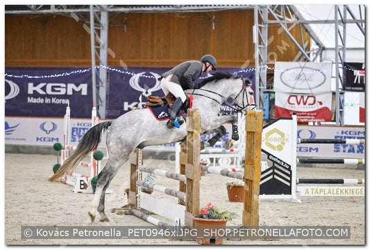 A kép az eredeti csökkentett reprezentációja