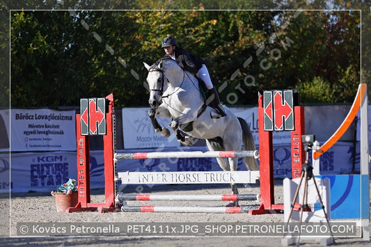 A kép az eredeti csökkentett reprezentációja