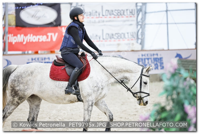A kép az eredeti csökkentett reprezentációja
