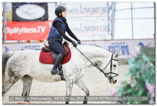 A kép az eredeti csökkentett reprezentációja