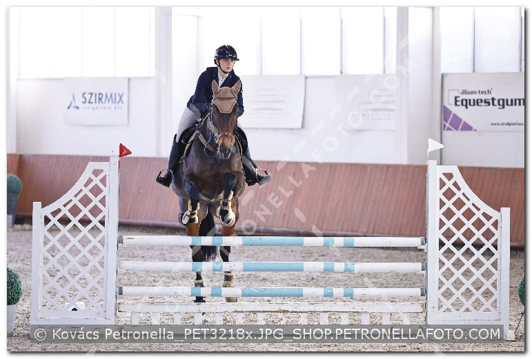 A kép az eredeti csökkentett reprezentációja