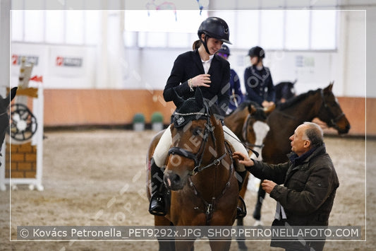 A kép az eredeti csökkentett reprezentációja