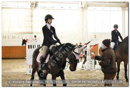 A kép az eredeti csökkentett reprezentációja