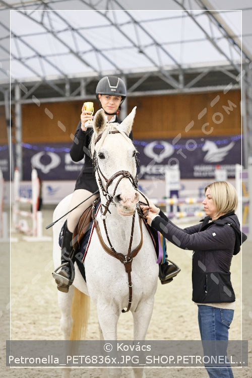 A kép az eredeti csökkentett reprezentációja
