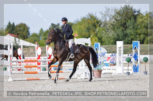 A kép az eredeti csökkentett reprezentációja
